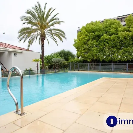 Air Conditioning With Pool St Laurent Du Apartamento Saint-Laurent-du-Var